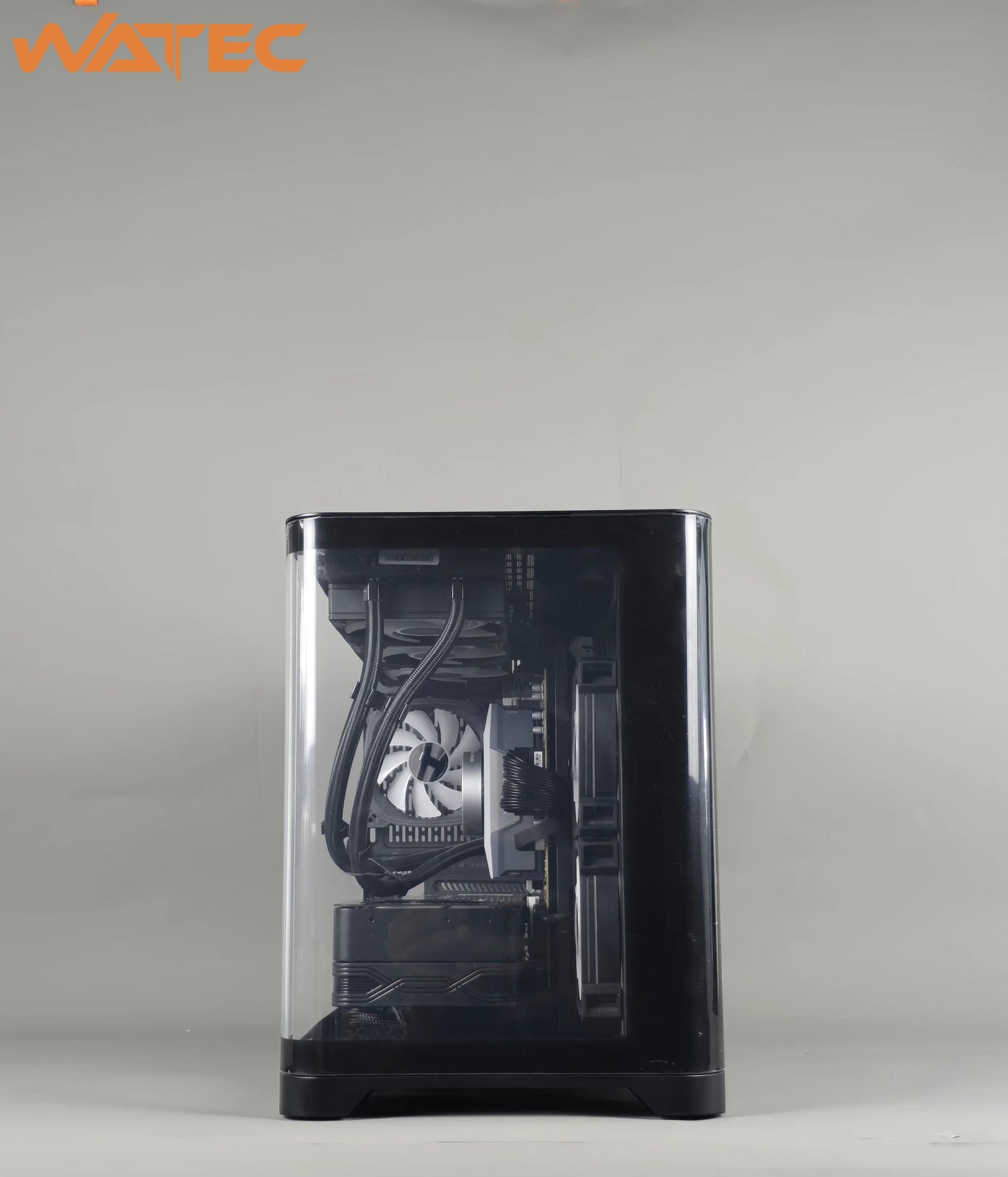 Clutch 2.0 - Gaming PC Ryzen 7 9700X RTX 5070ti