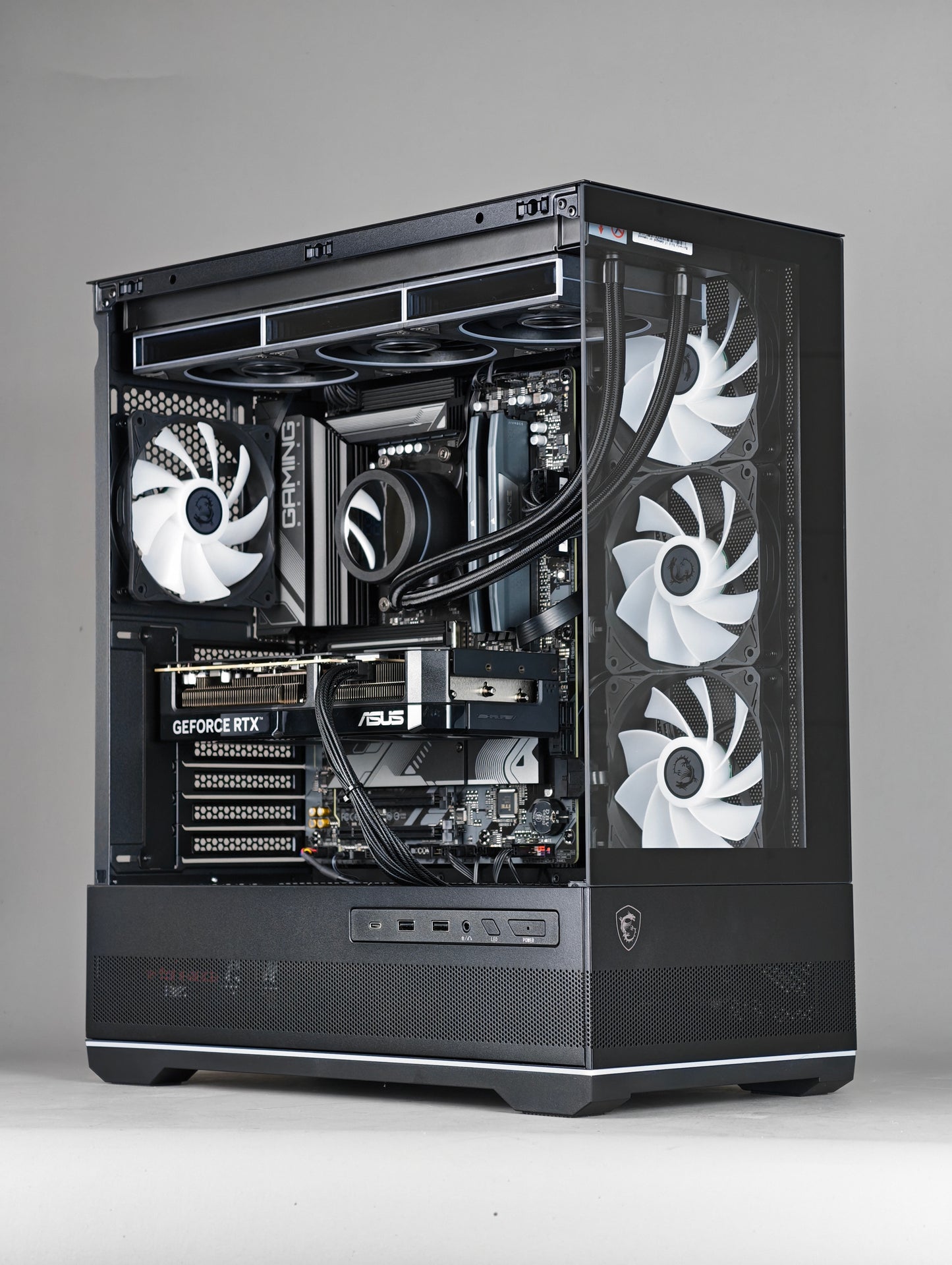 DELTA GAMING PC RYZEN 7 7800X3D RTX 5070