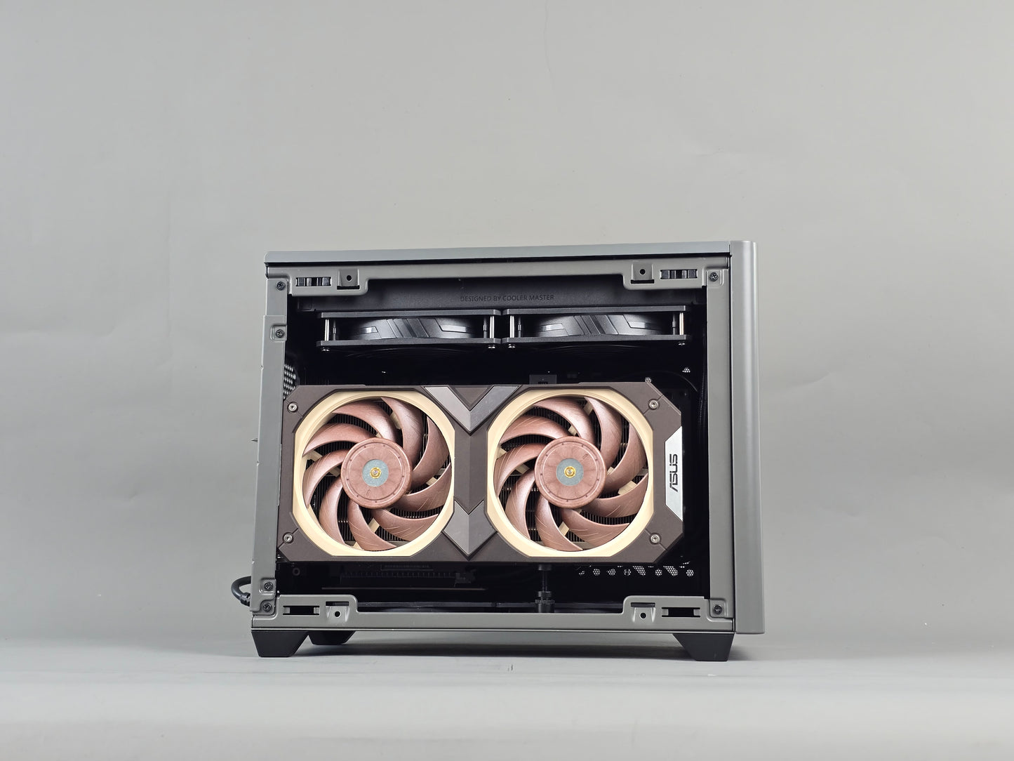 Mini ITX Gaming PC i9 14900K RTX 4080 Super ASUS X NOCTUA