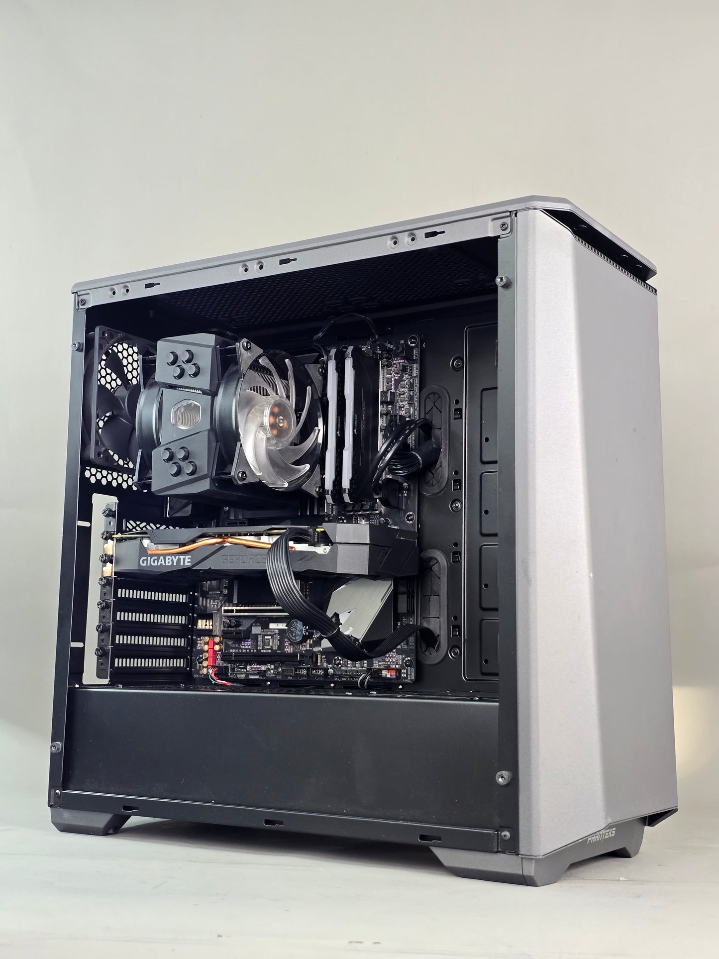 CLASSIC Gaming PC i5 9600K GTX 1660Ti