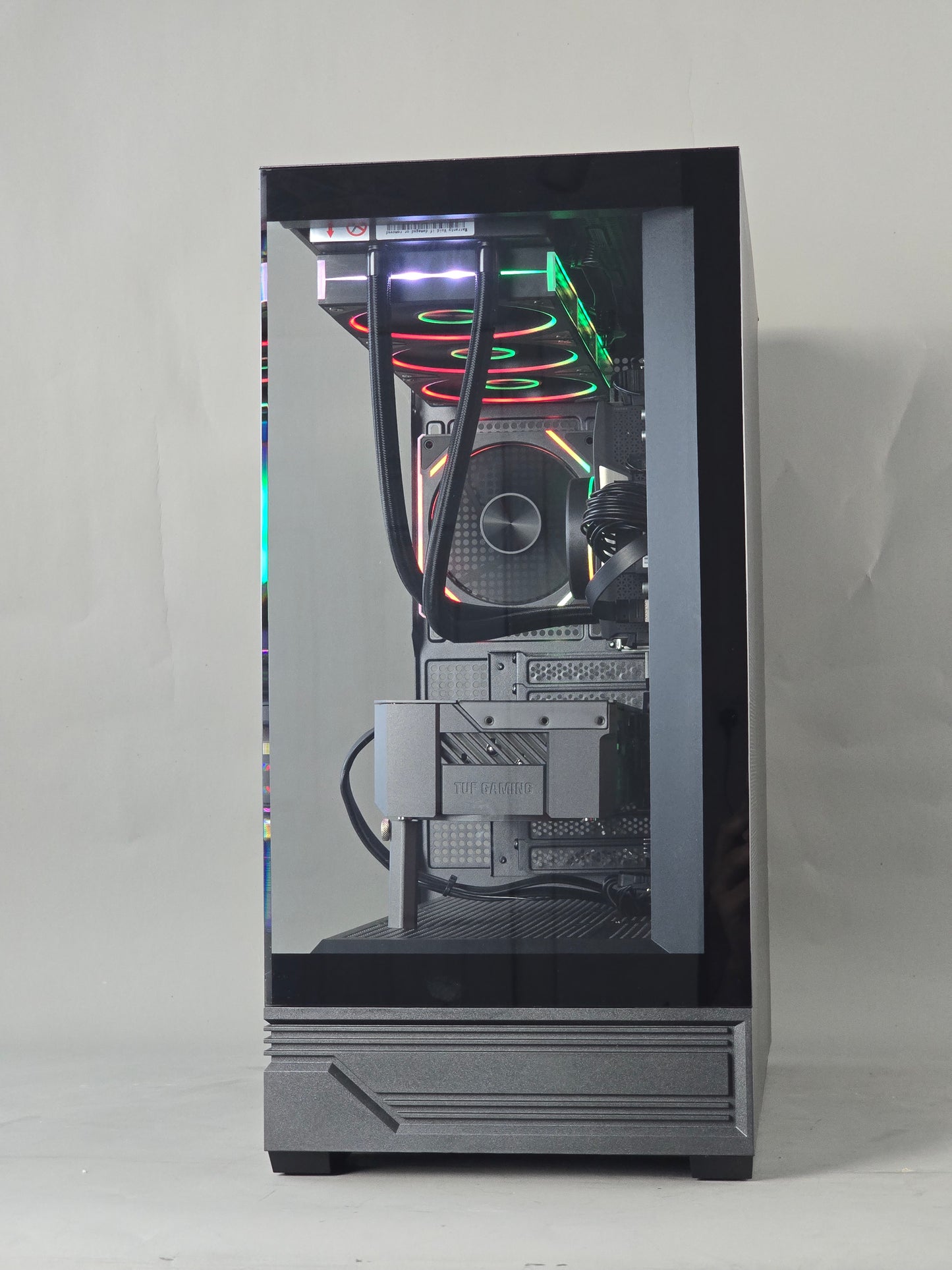 SUPERB Gaming PC Ryzen 7 9800X3D RTX 5070Ti