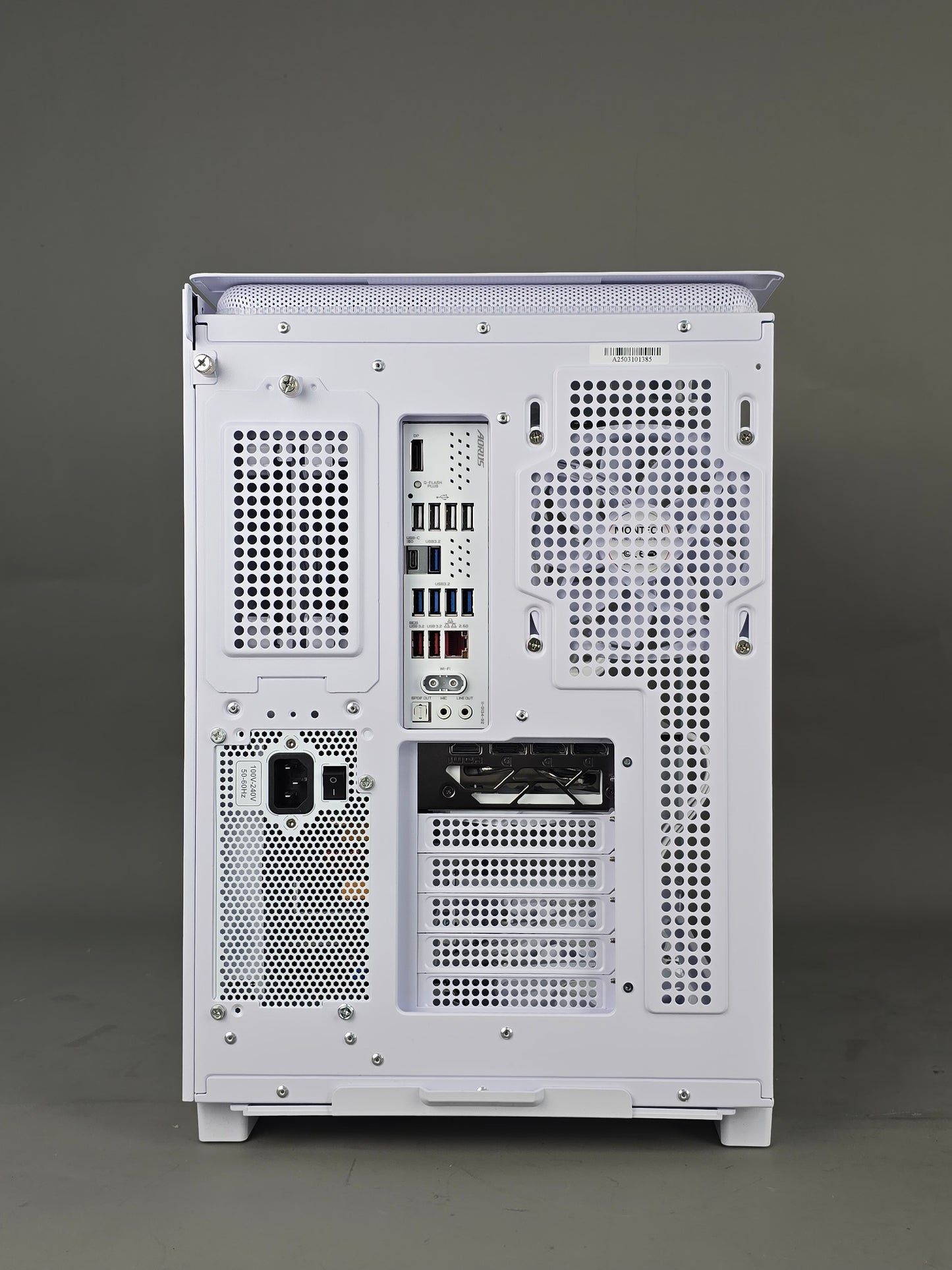 'SNOW WHITE 2.0' Gaming PC Ryzen 7 9850X3D RTX 5080