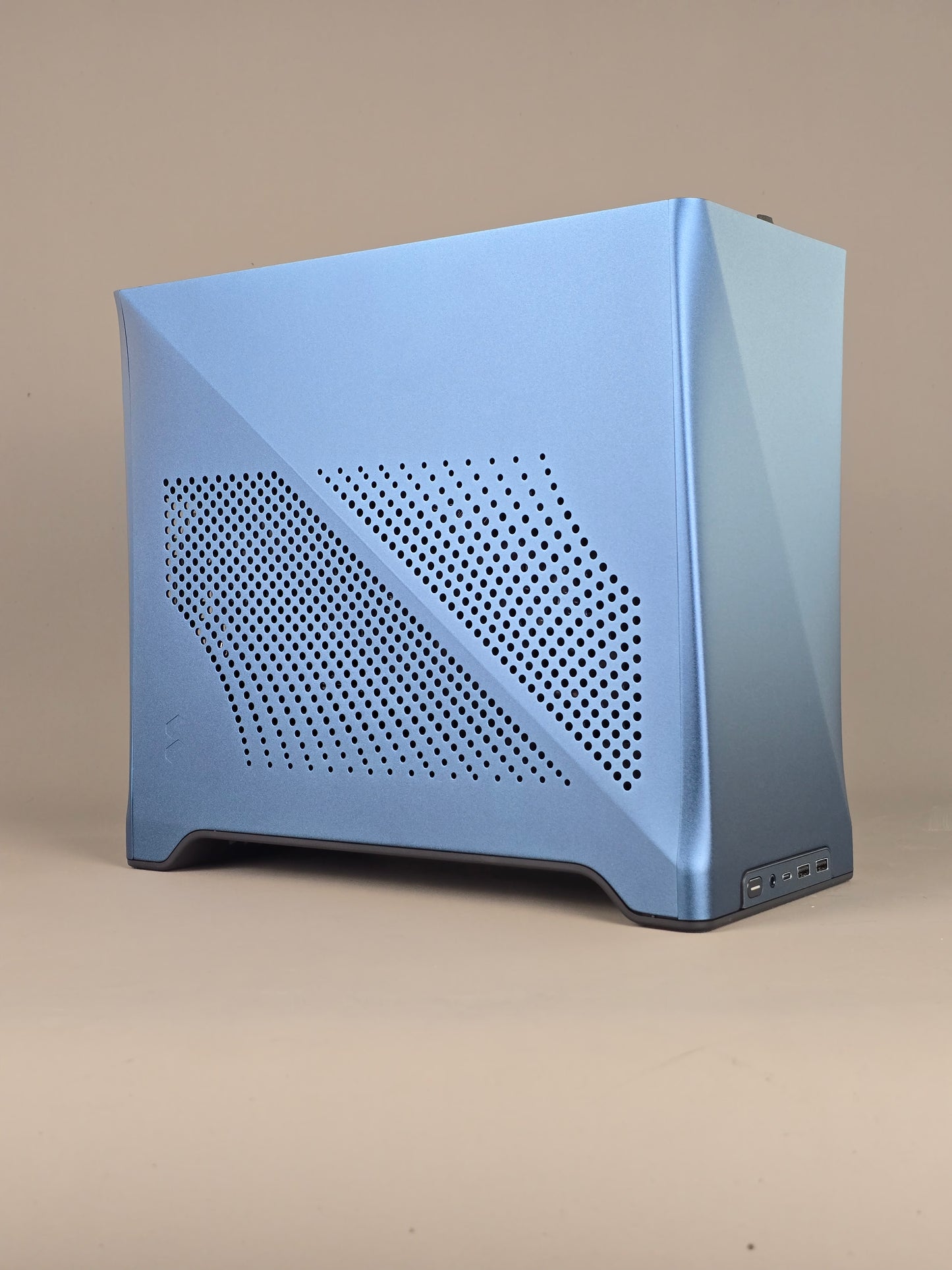 KITE Gaming PC Ryzen 7 9800X3D RTX 5080