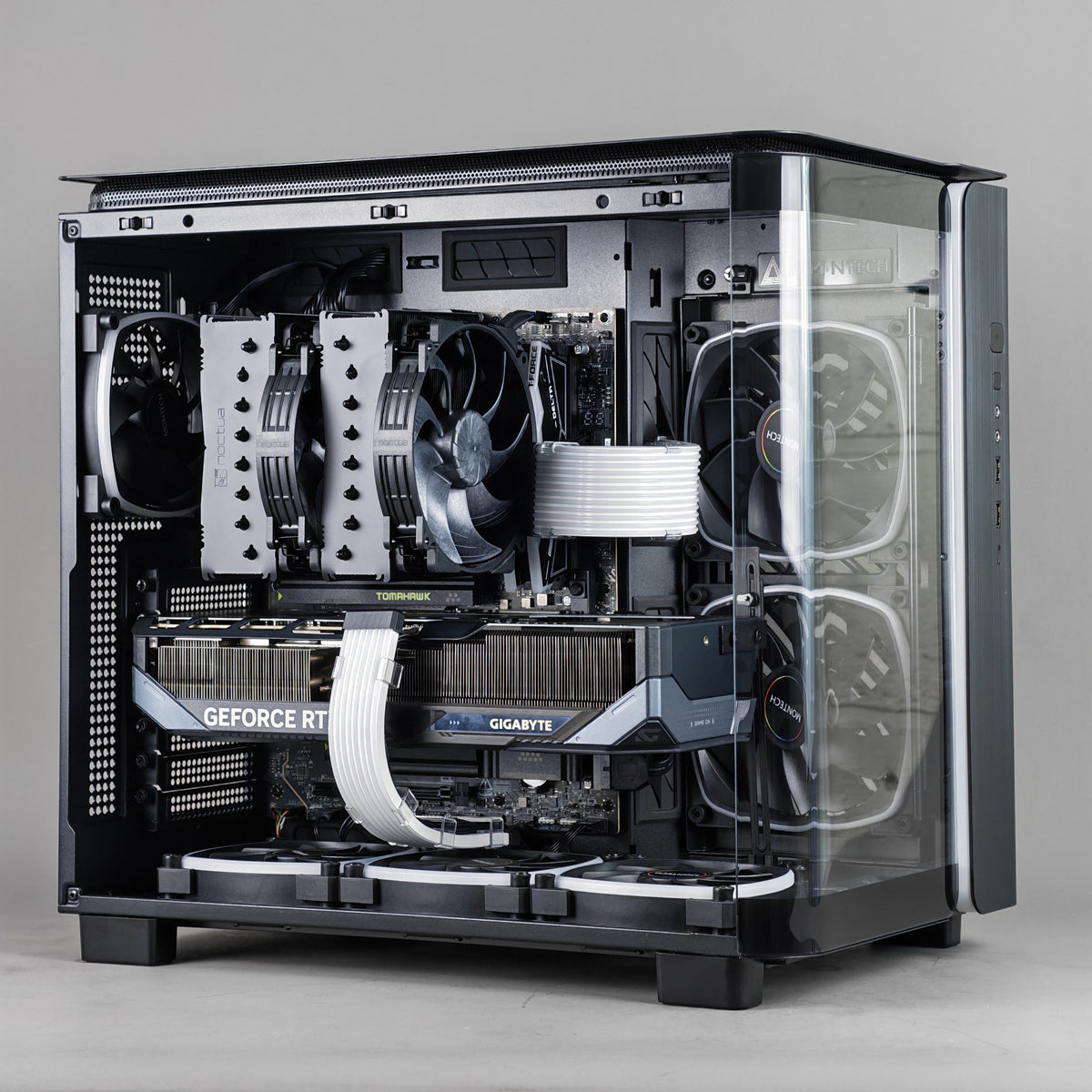 CROWN GAMING PC Ryzen 7 9850X3D RTX 5080