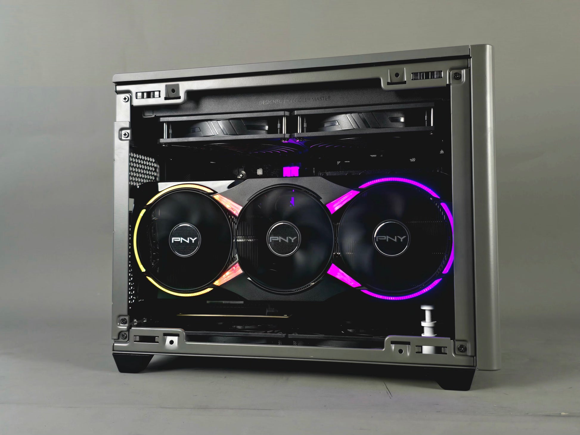 Dwarf Gaming PC Ryzen 7 9800X3D RTX 5080 – photo 3