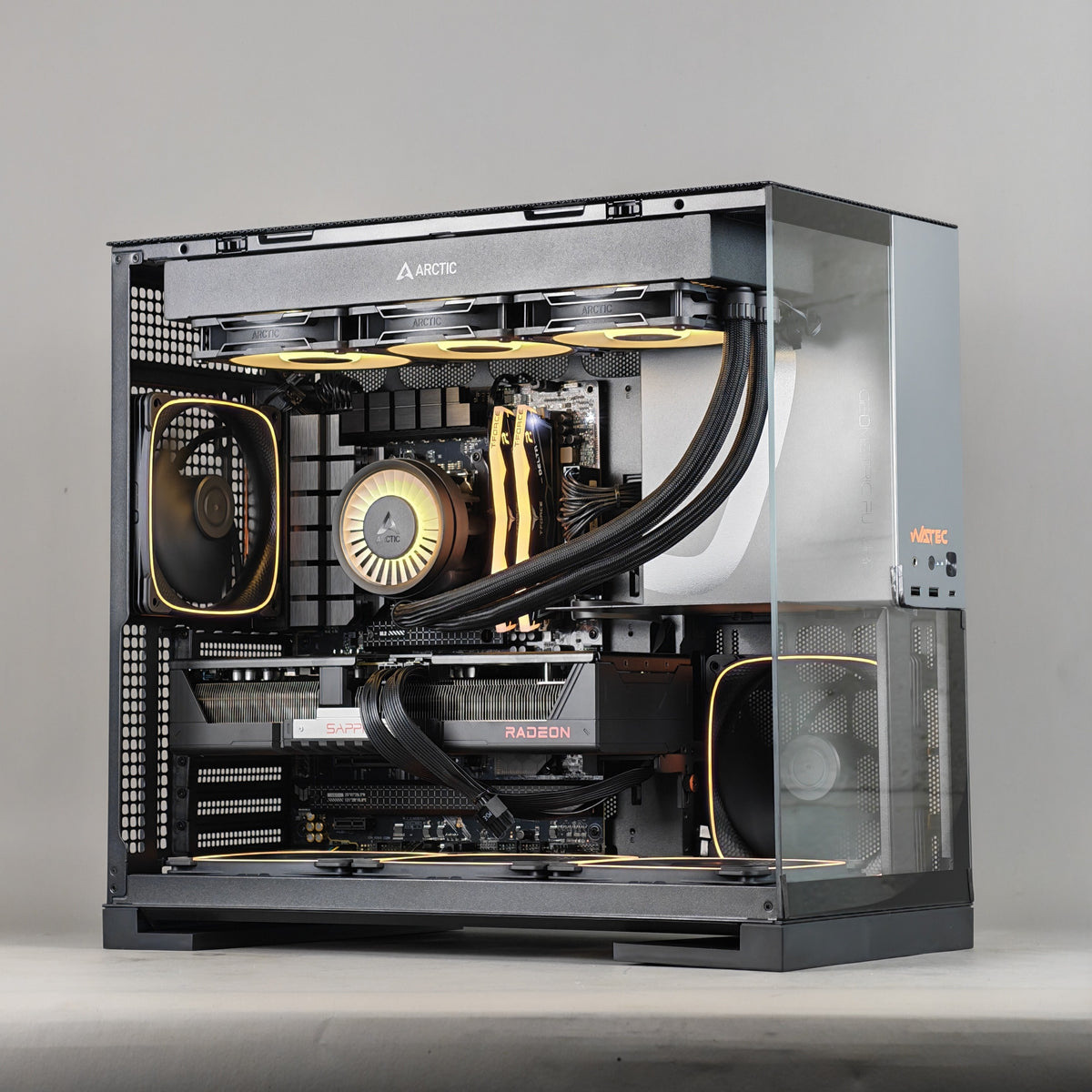Geometric Gaming PC Ryzen 7 9850X3D RX 9070 XT – photo 2