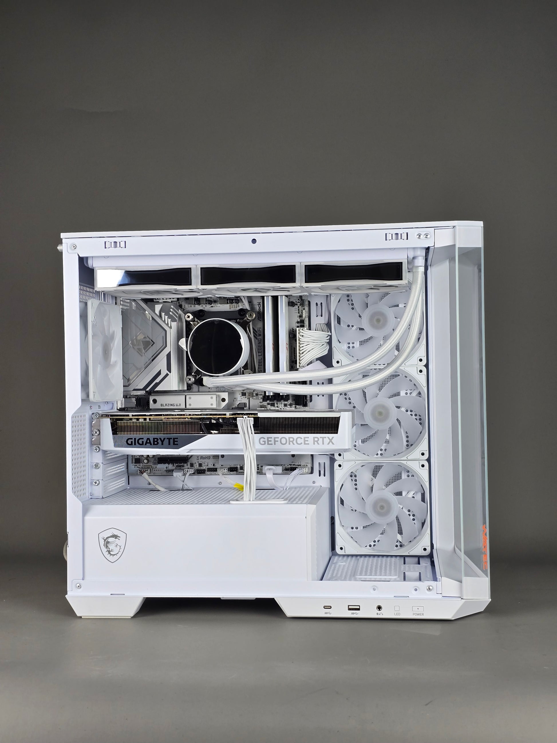 Prism Gaming PC Ryzen 7 9800X3D RTX 5070 Ti – photo 8