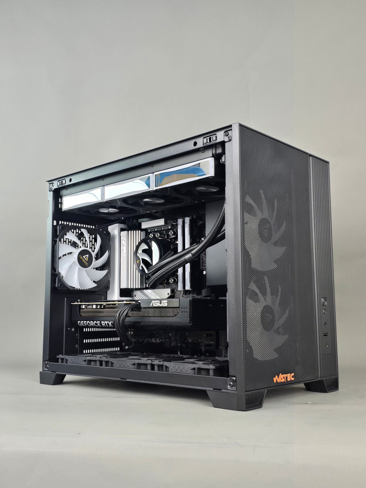 'FLUX' Gaming PC Ryzen 7 7800X3D RTX 5070Ti