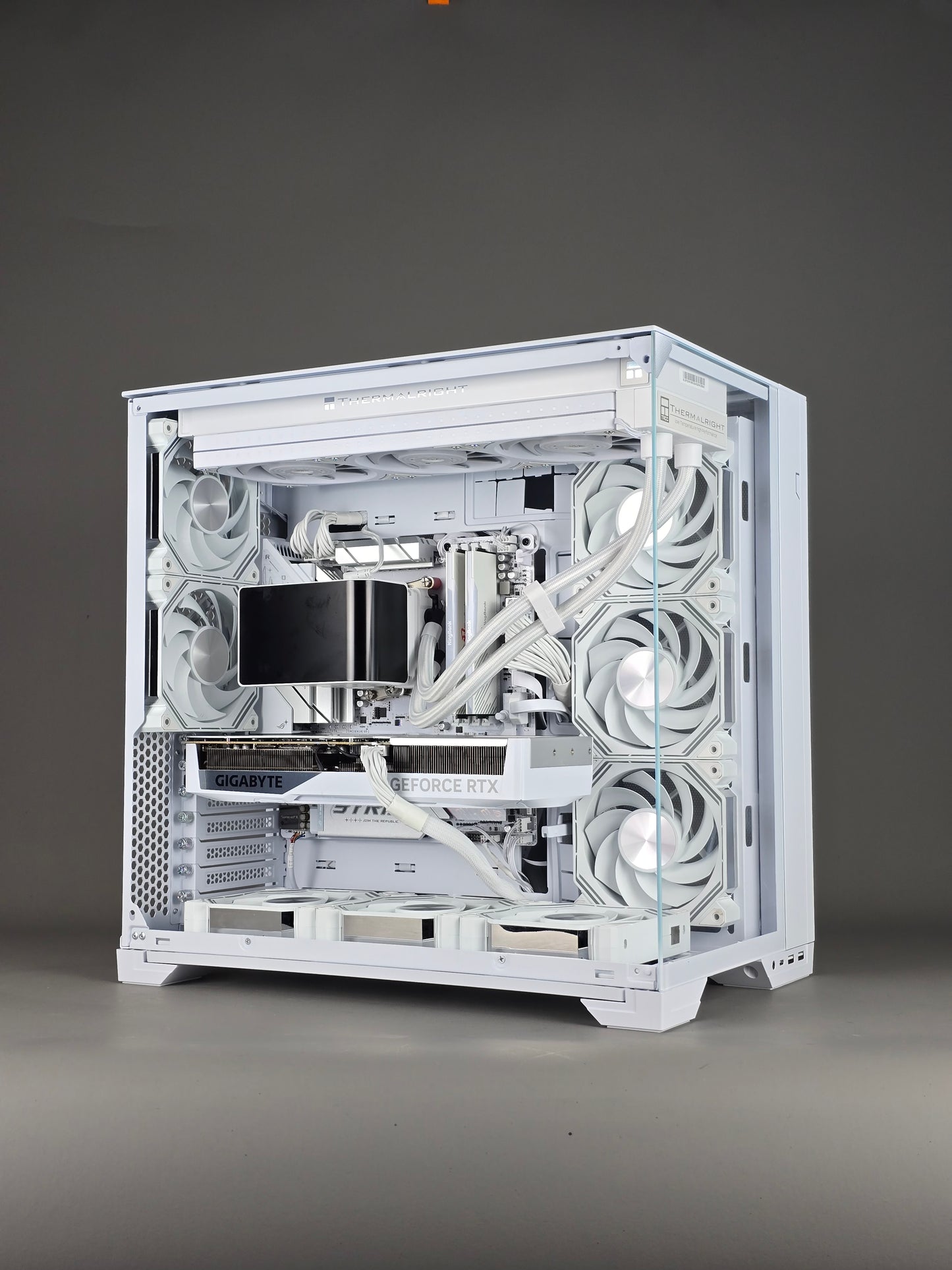 VISION GAMING PC RYZEN 7 7800X3D RTX 5070TI