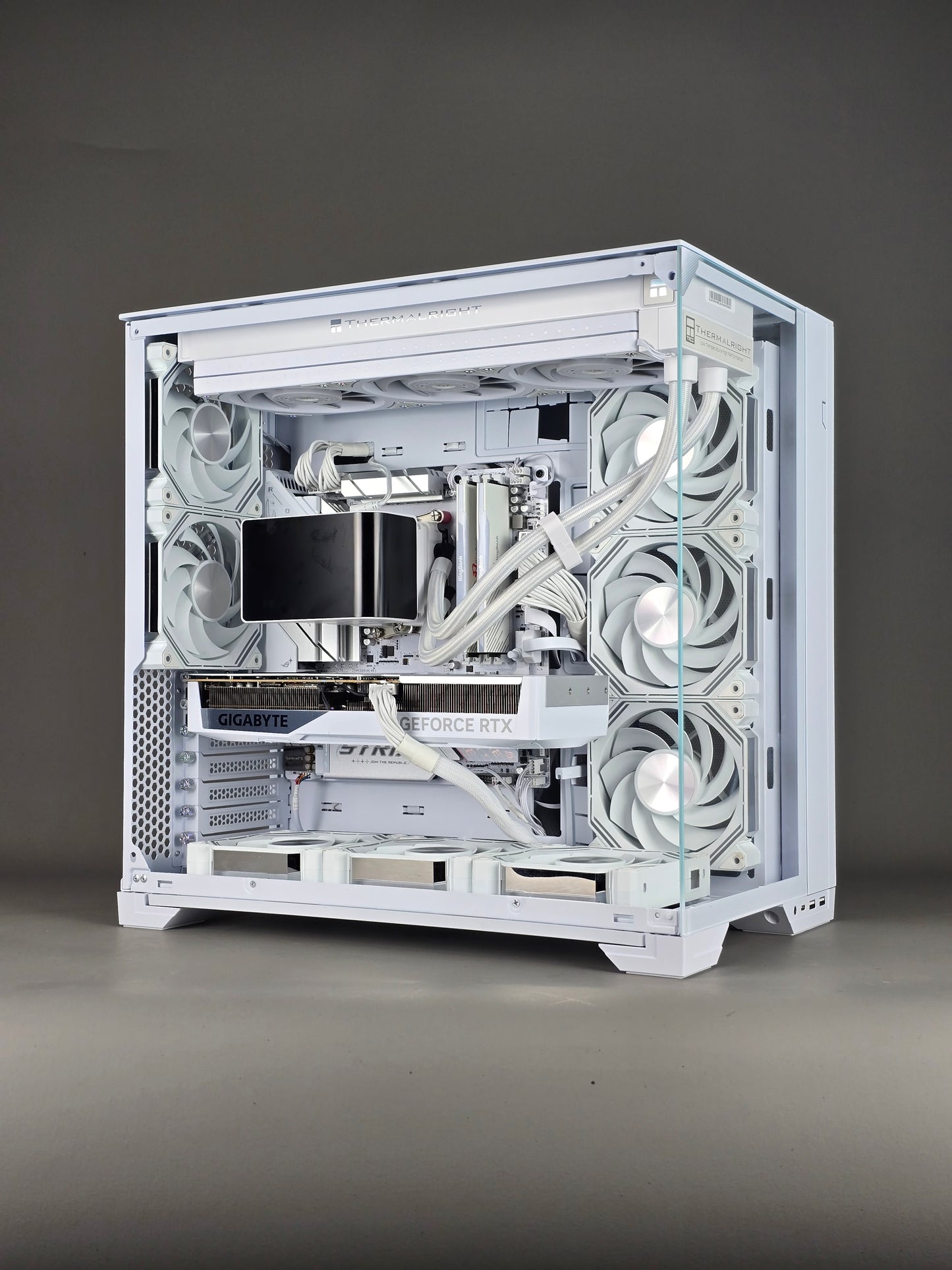 VISION GAMING PC RYZEN 7 7800X3D RTX 5070TI