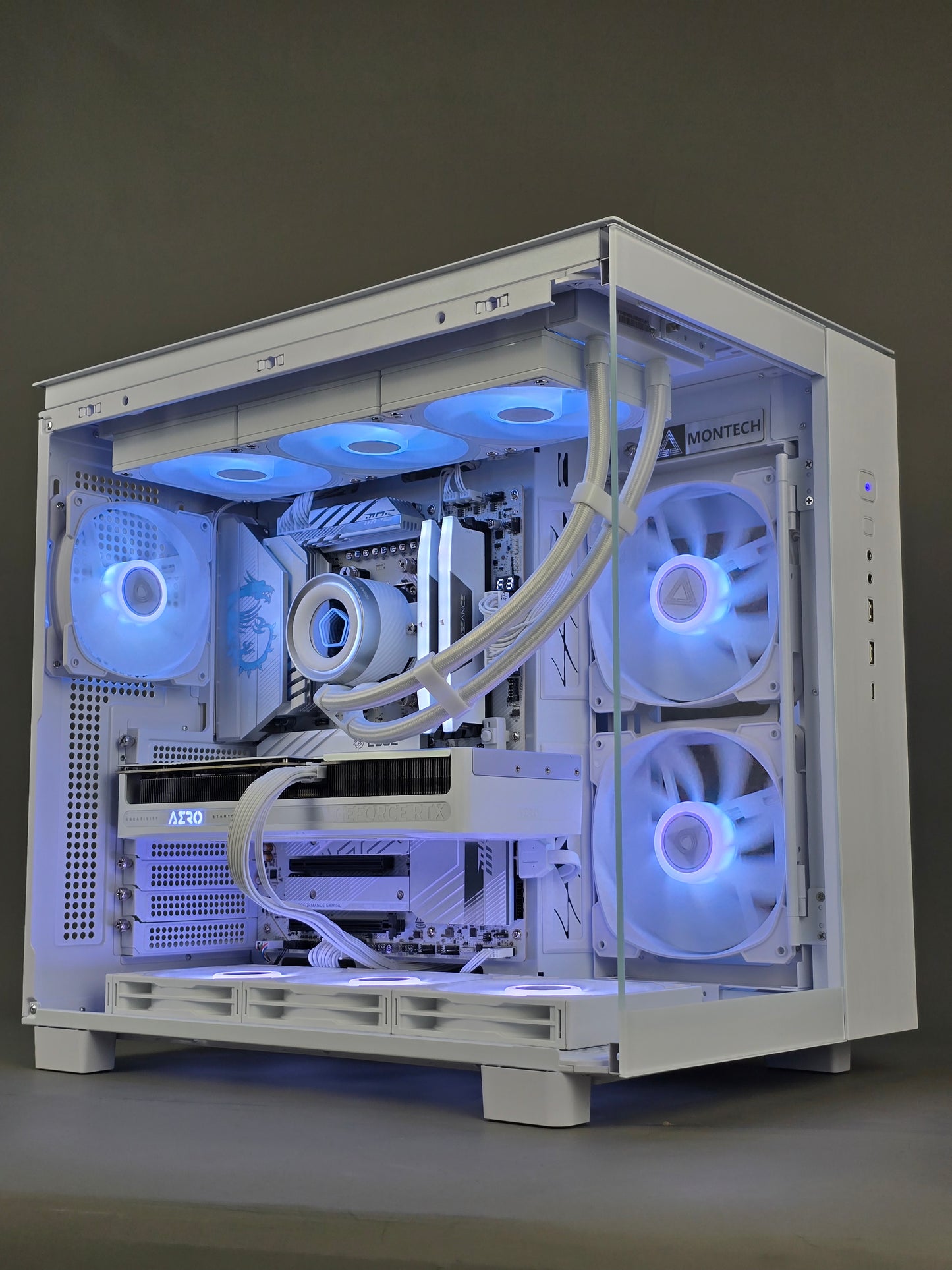 Snow White - Gaming PC Ryzen 7 9800X3D RTX 5080
